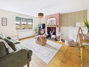 Living Room- click for photo gallery